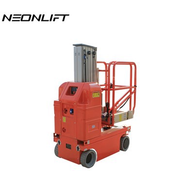 Mobil hydraulisk vertikal självgående mastlyft